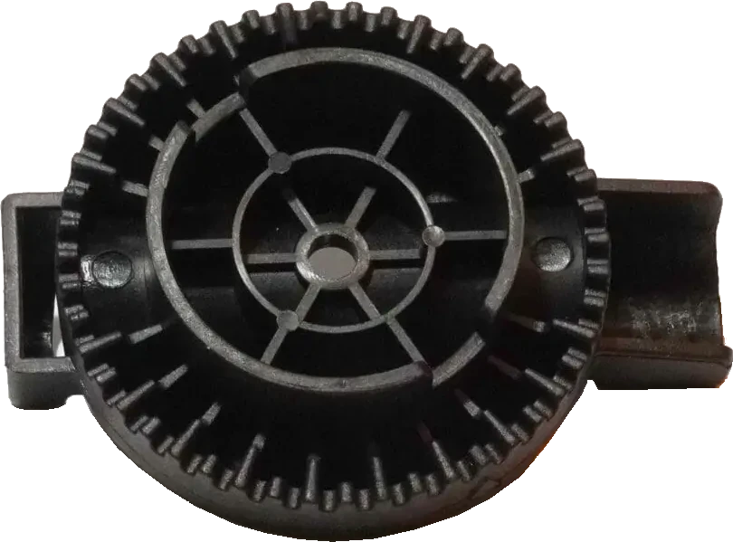 Toothed handle holder for Spear & Jackson Lawnmowers